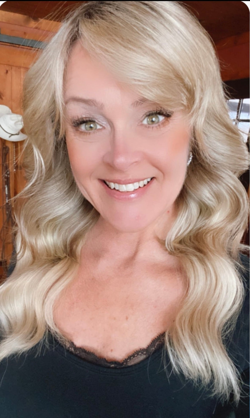 White blonde hilights blended with a neutral lowlight hair extensions
